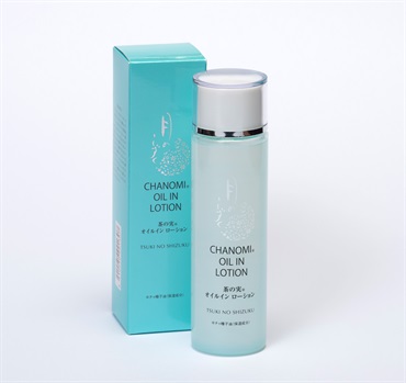 月のしずく　茶の実オイルイン　ローション145ml