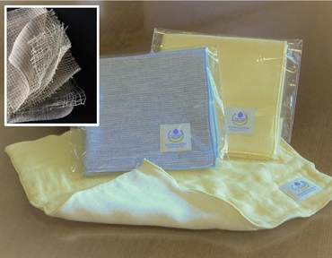 月のしずく　６重ガーゼハンカチ（イエロー）